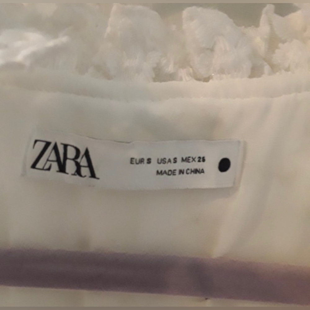 Zara Spectacular Textured Lace, White Mini Dress, Size S - Picture 6 of 10